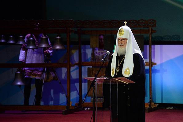 Патриарх Кирилл: массовое кино приводит к деградации личности