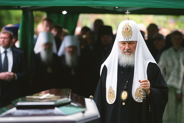 Патриарх Кирилл: Примаков был великий человек, прожил жизнь по Божьему закону