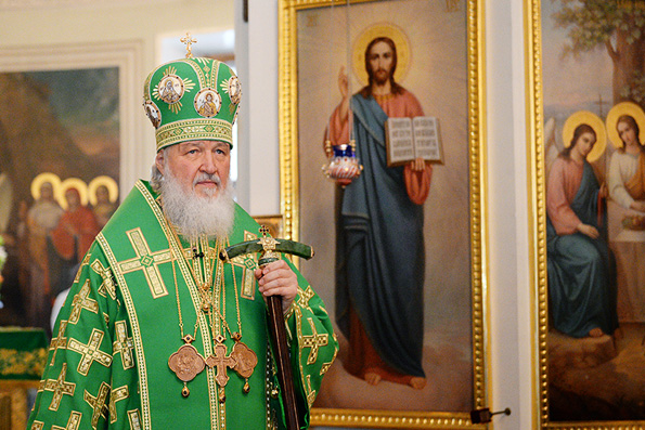 Патриарх помолился о жертвах авиакатастрофы в Ростове-на-Дону