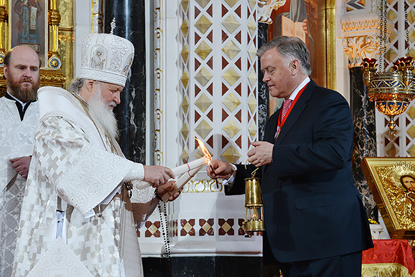 Пасхальное богослужение в Храме Христа Спасителя