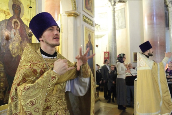Создан  первый православный видеословарь жестового языка