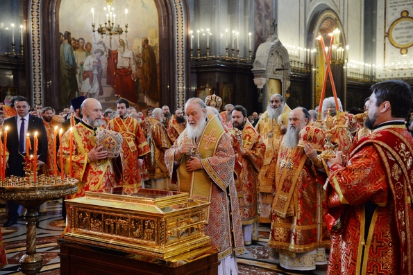 Принесение мощей Николая Чудотворца в год 100-летия революции символично, — Патриарх